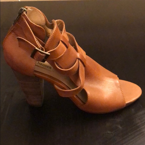 Steve Madden High Heels - Picture 2 of 4